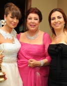تقاسمت كل من الفنانة غادة عبدالرازق والفنانة صبا مبارك جائزة أفضل ممثلة عربية برأي لجنة التحكيم